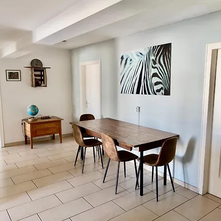 Ehrenfeld #1 דירה *